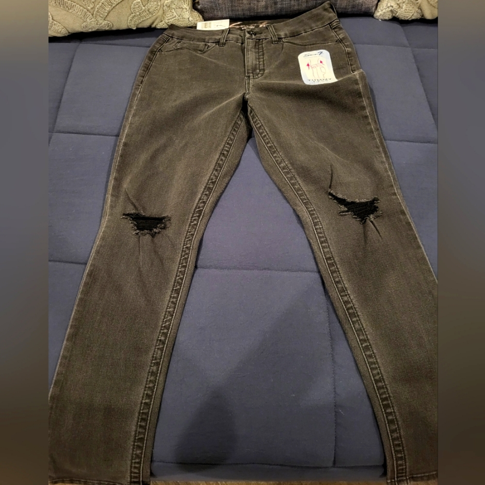 Seven jeans